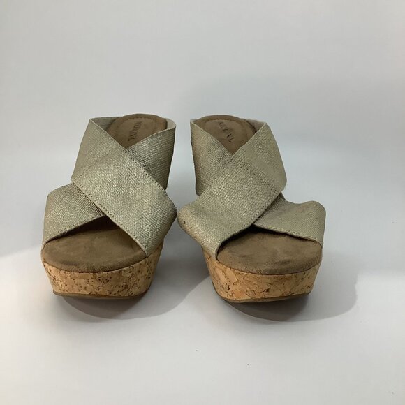 Merona Gold Wedges - Picture 5 of 8